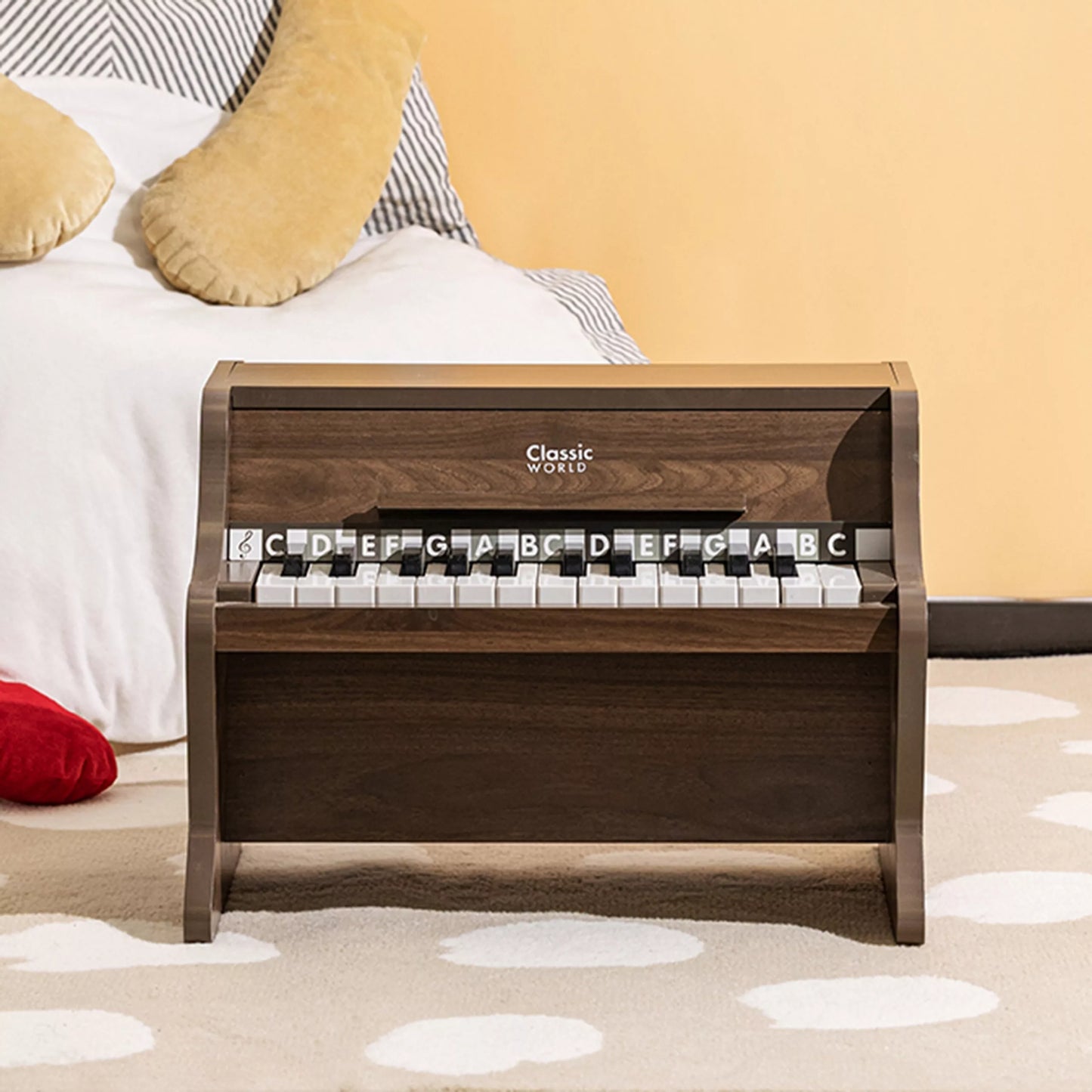Classic World medinis pianinas vaikams – 18 klavišų muzikinė kelionė