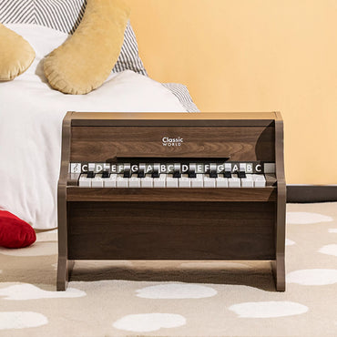 Classic World medinis pianinas vaikams – 18 klavišų muzikinė kelionė