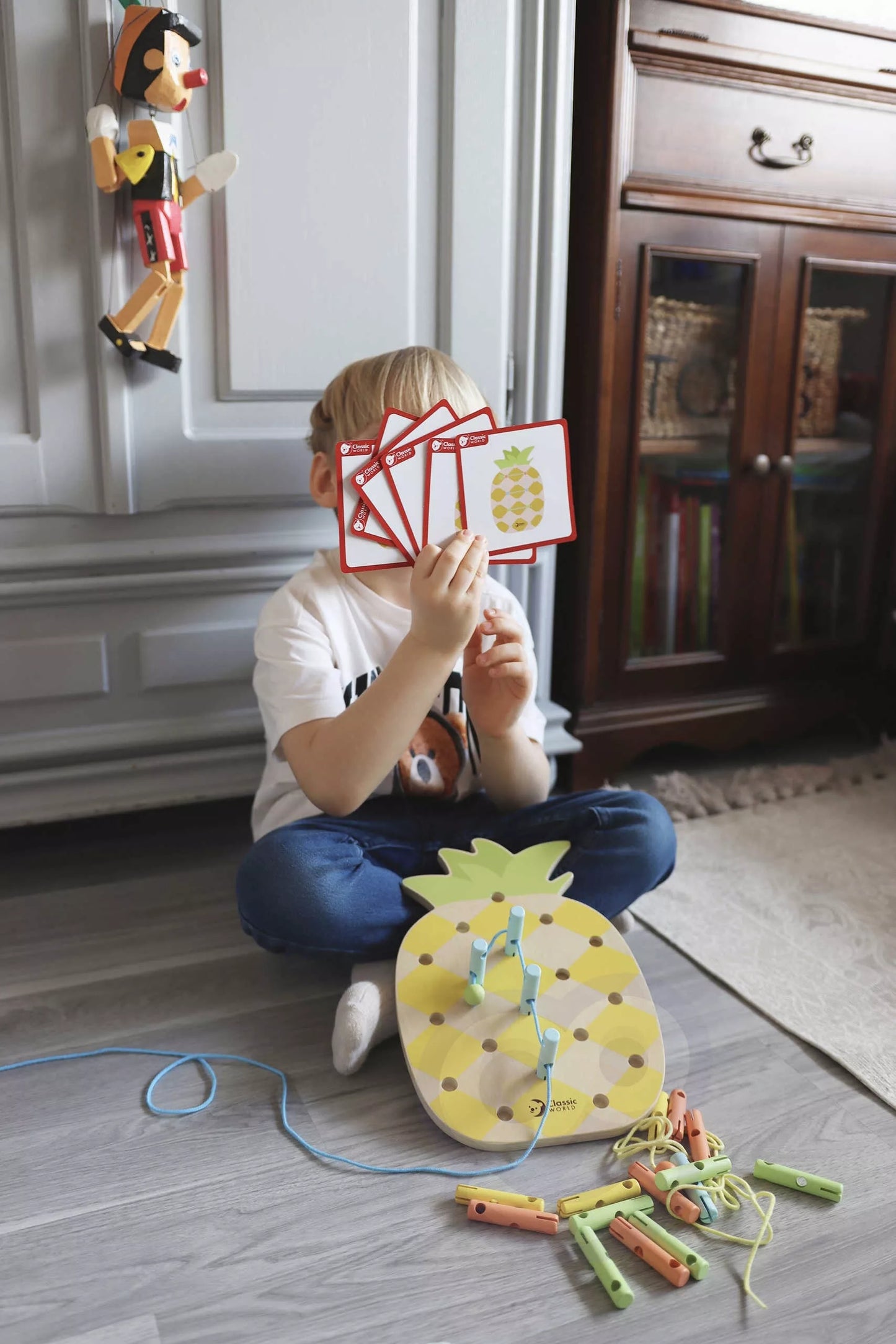 CLASSIC WORLD mediniai siūlo kaiščiai ananasų formos, 21 vnt.