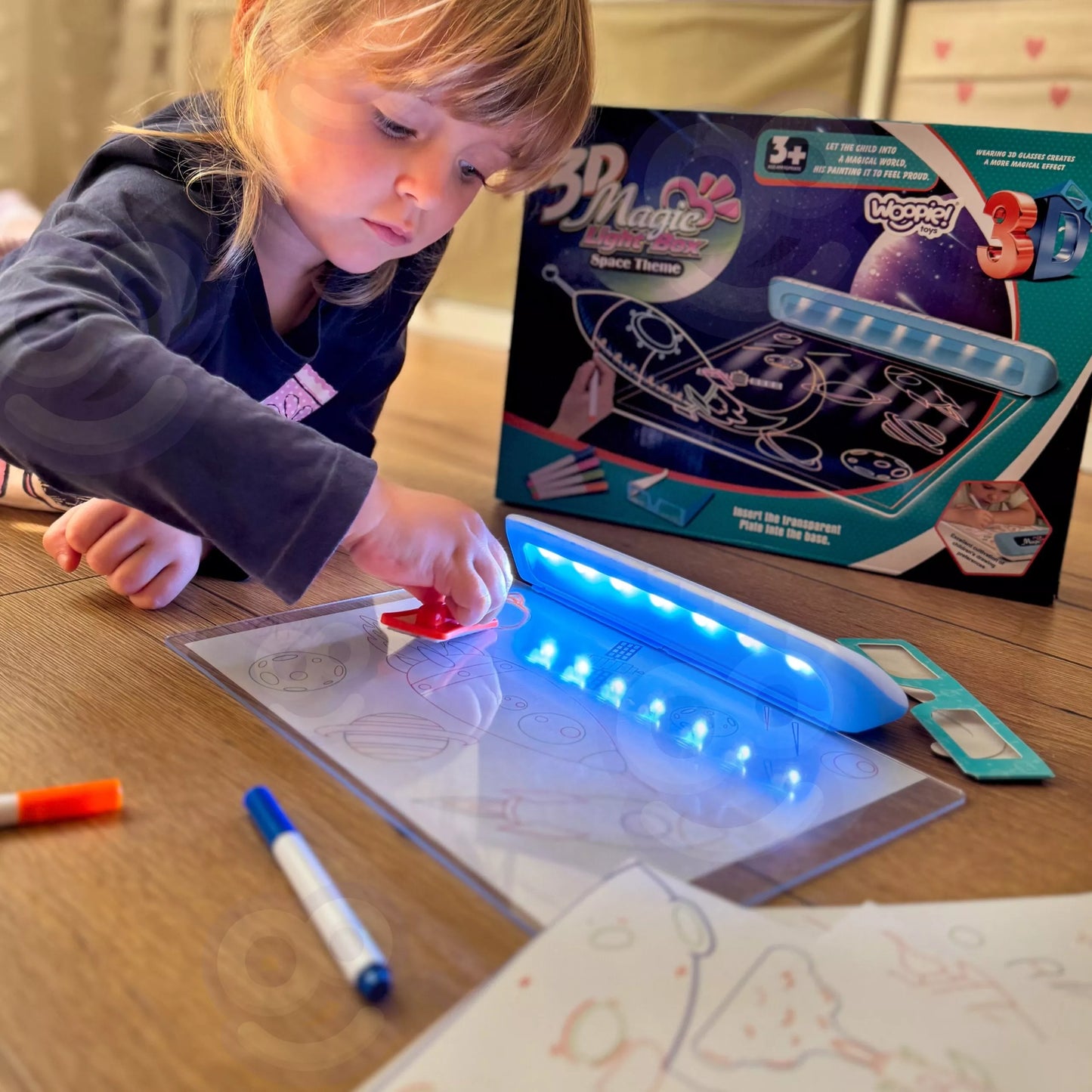 Woopie Cosmic Light Board – šviečianti kūrybos galaktika jūsų vaikui