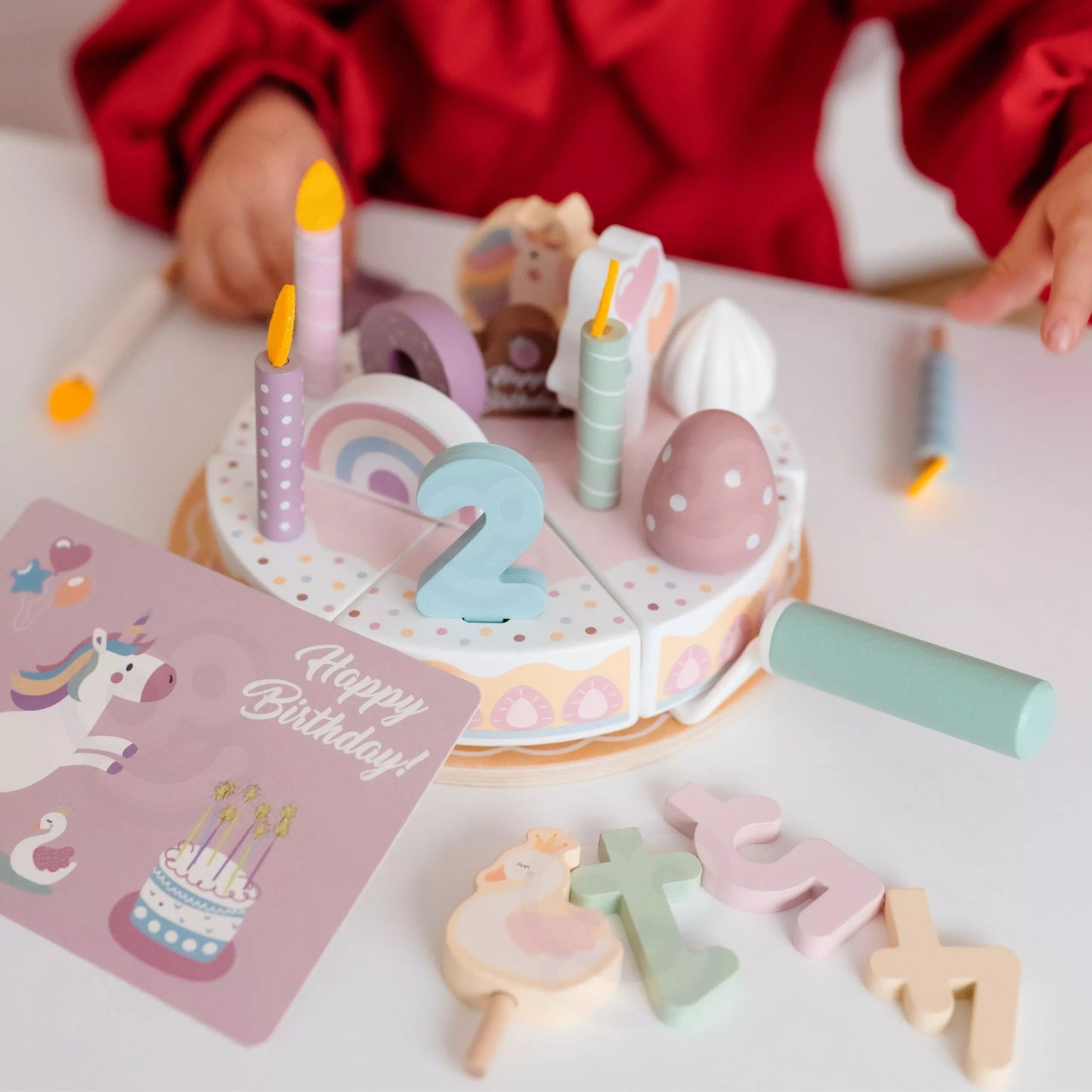 TOOKY TOY medinis gimtadienio tortas su pjaustomais gabalėliais