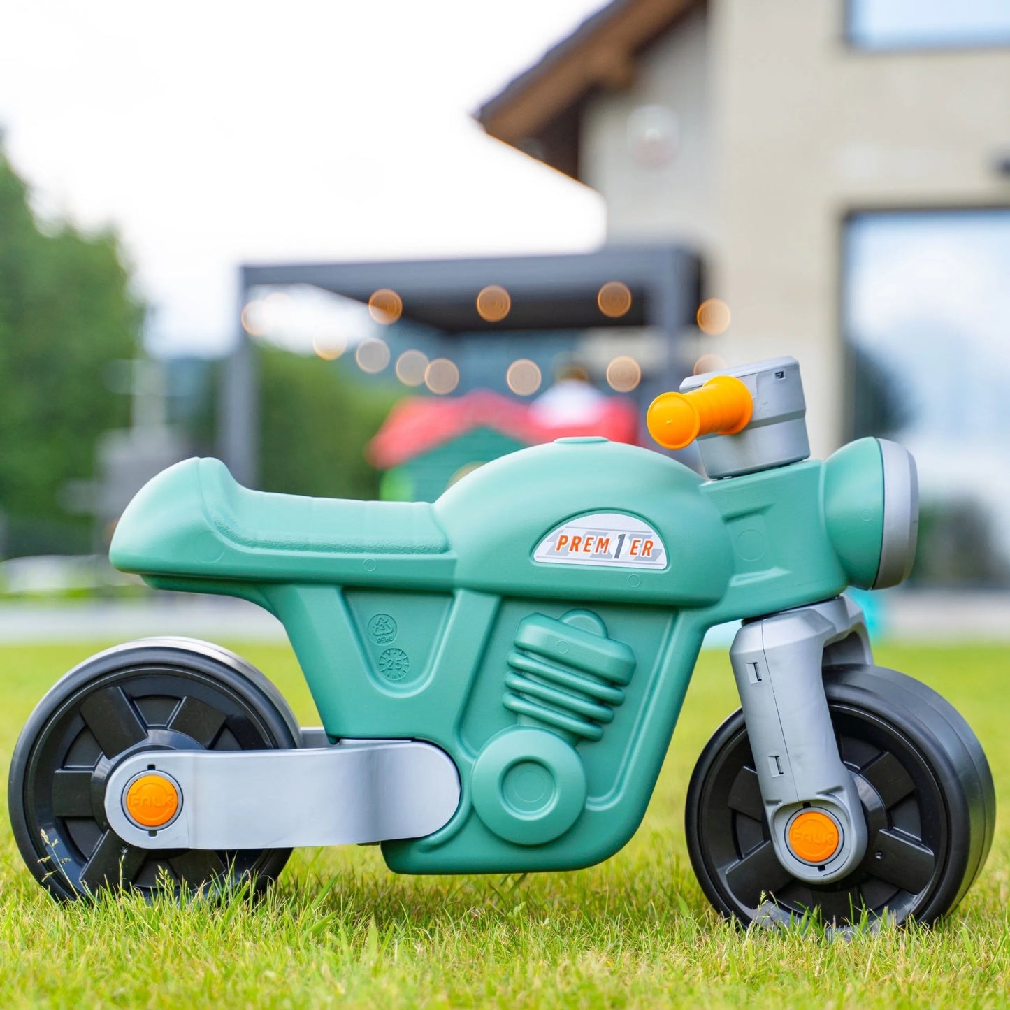FALK „Moto Premier“ – balansinis motociklas iš perdirbto plastiko, 1–3 m.
