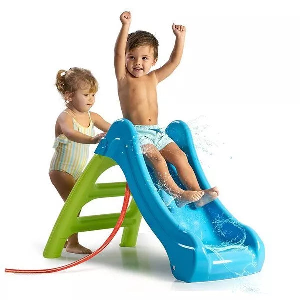 Pirmasis vandens čiuožykla vaikams