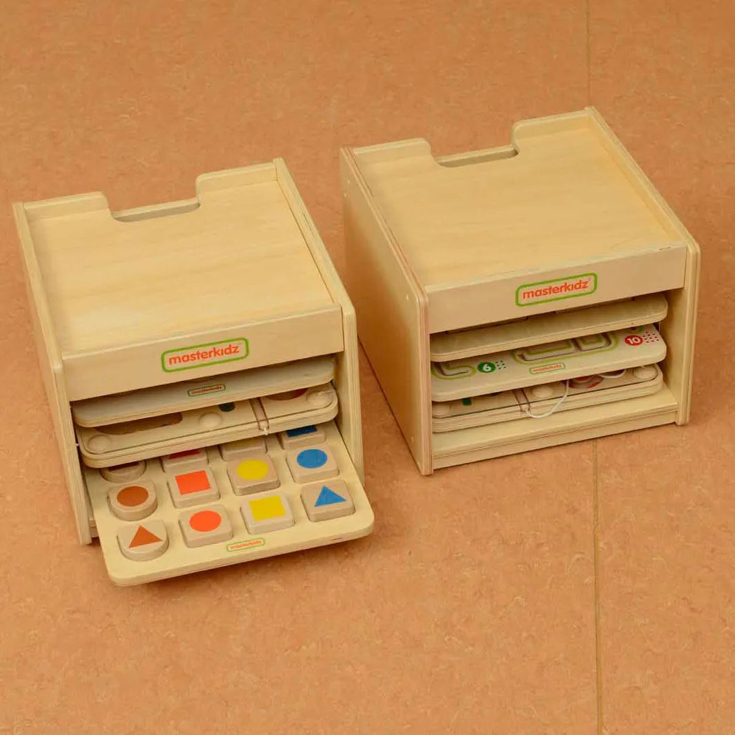 Masterkidz medinė lentelių spintelė – talpa 3 vnt.