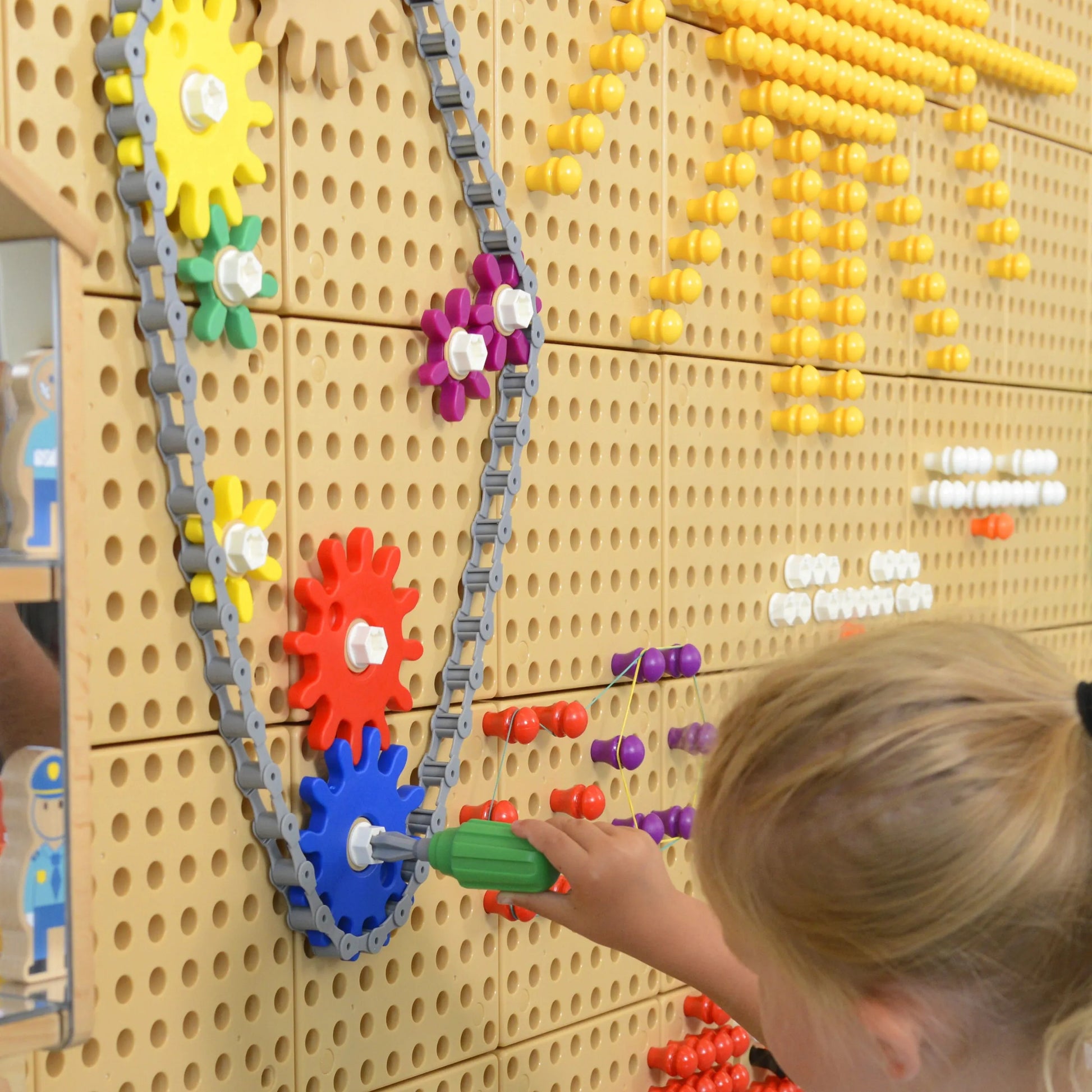 Masterkidz pavarų ir krumpliaračių rinkinys STEM lentoms