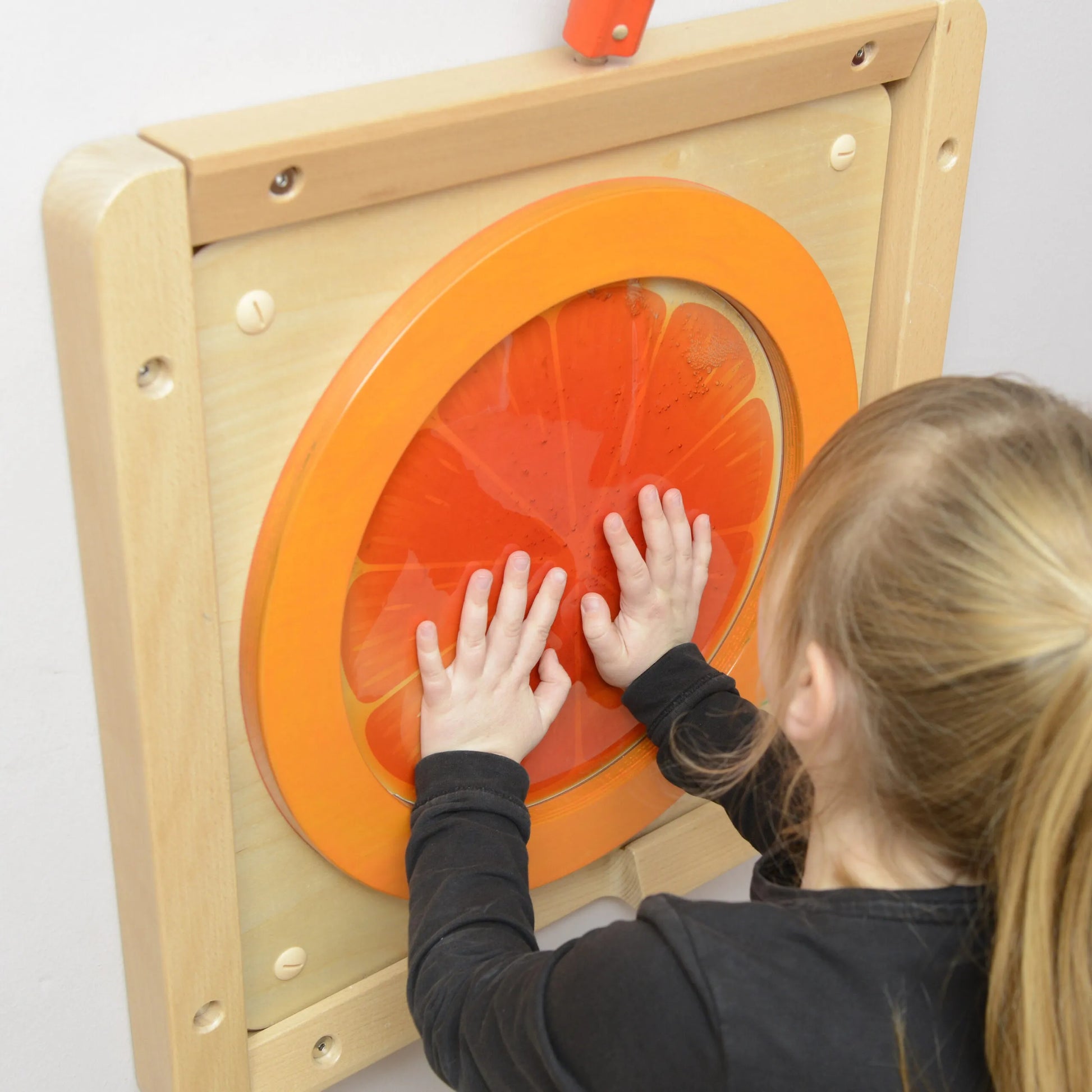 Masterkidz sensorinė oranžinė edukacinė lenta su skysčio maišeliu