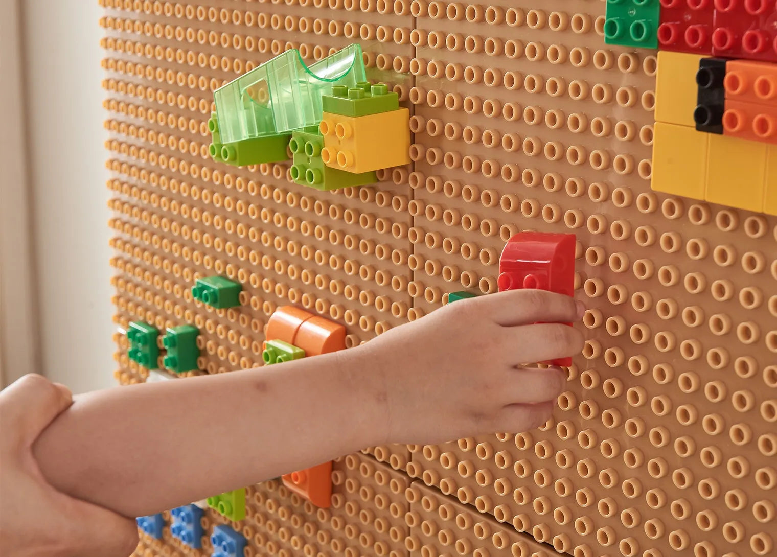 Masterkidz STEM bazinė plokštė „Konstravimui“ (1 vnt.)