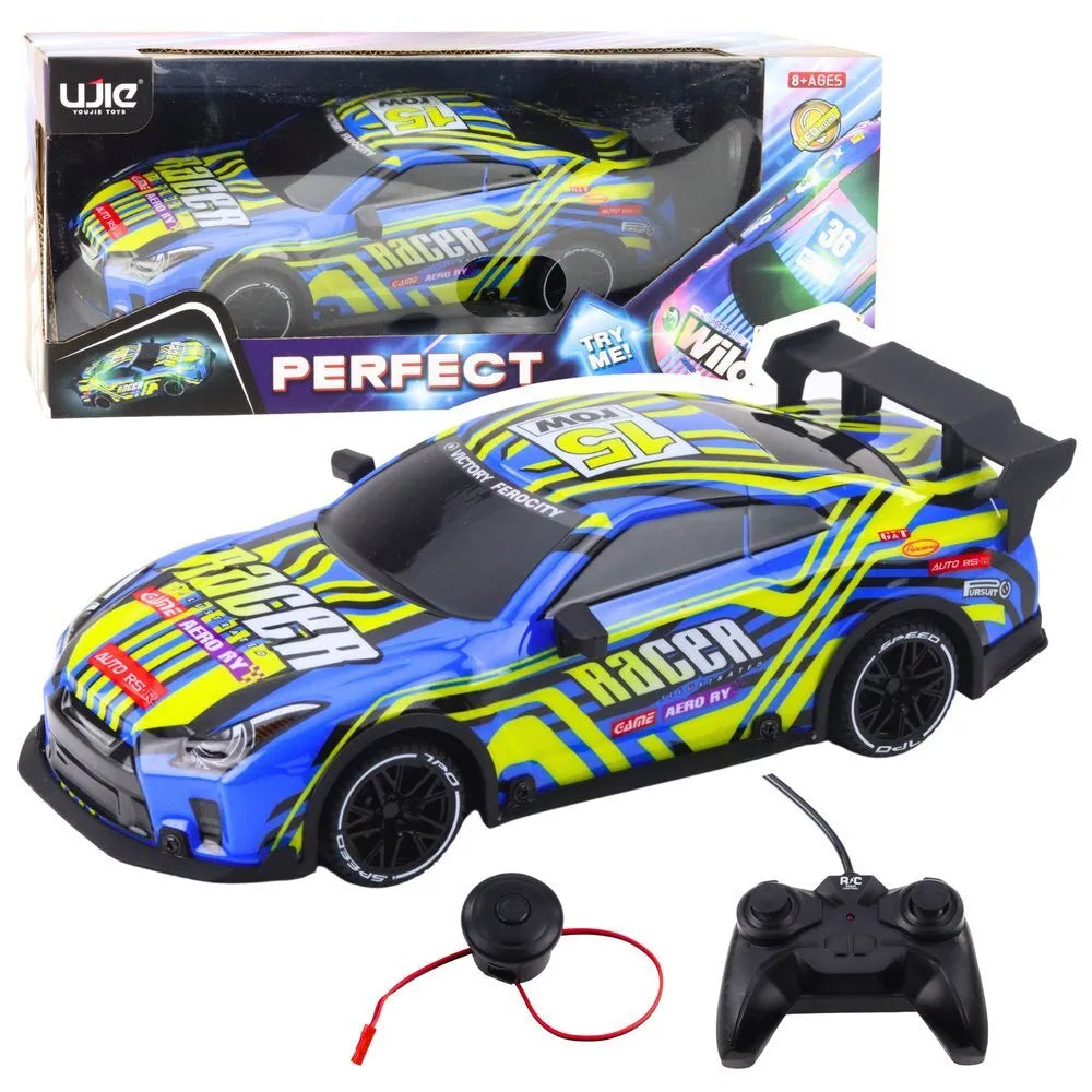 Mėlynas–geltonas RC sportinis automobilis