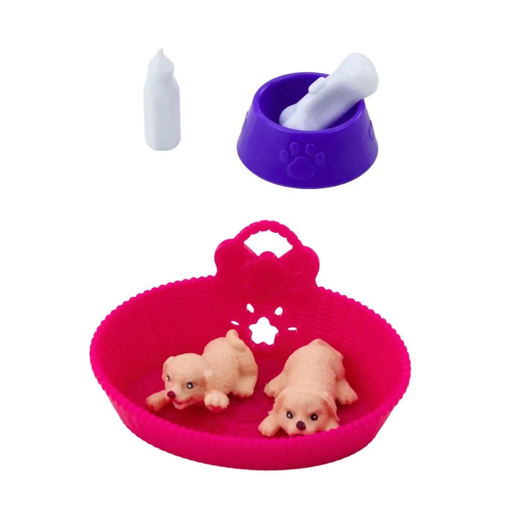 Mini lėlė su dviem šuniukais ir lovyte