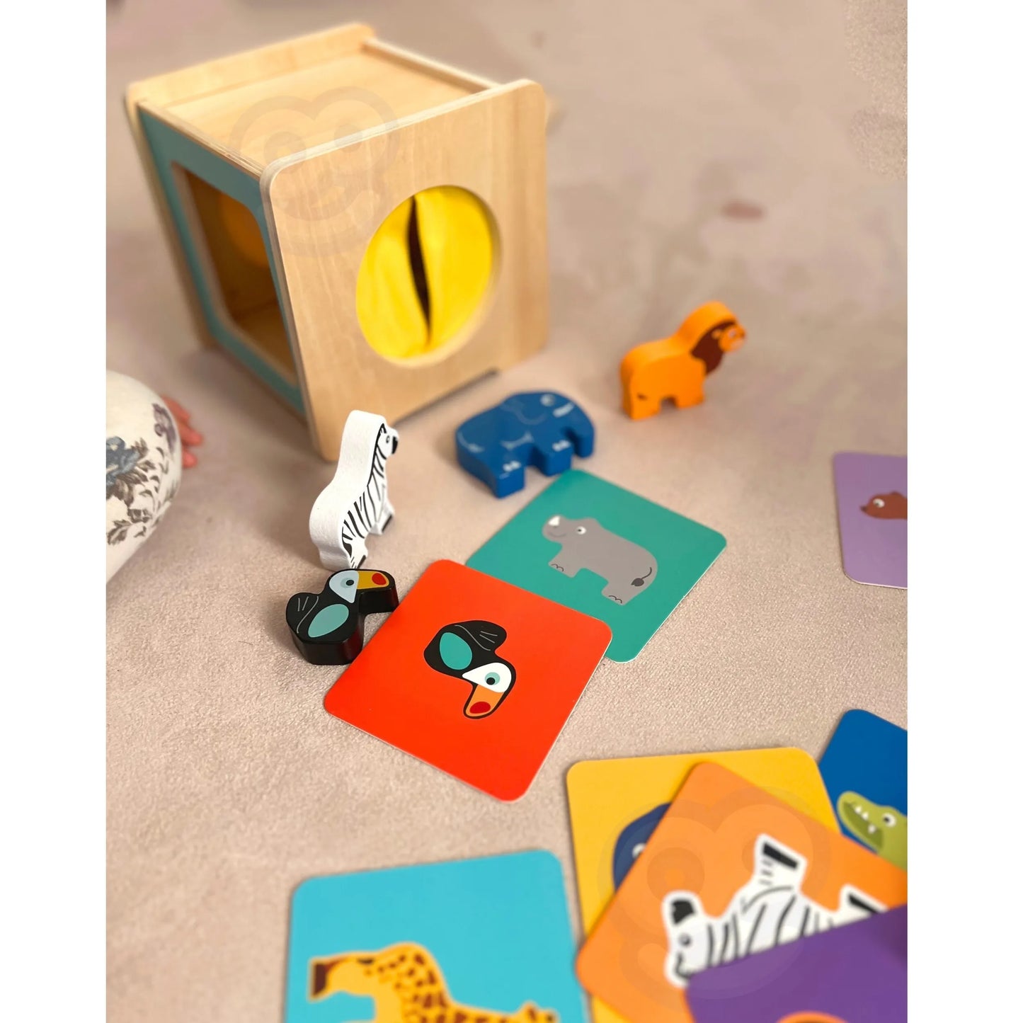 Montessori Play Box (31–36 mėn.) – atradimų, mokymosi ir kūrybos pasaulis vienoje dėžutėje