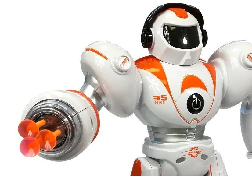 Nuotoliniu būdu valdomas robotas su šaudymo funkcija