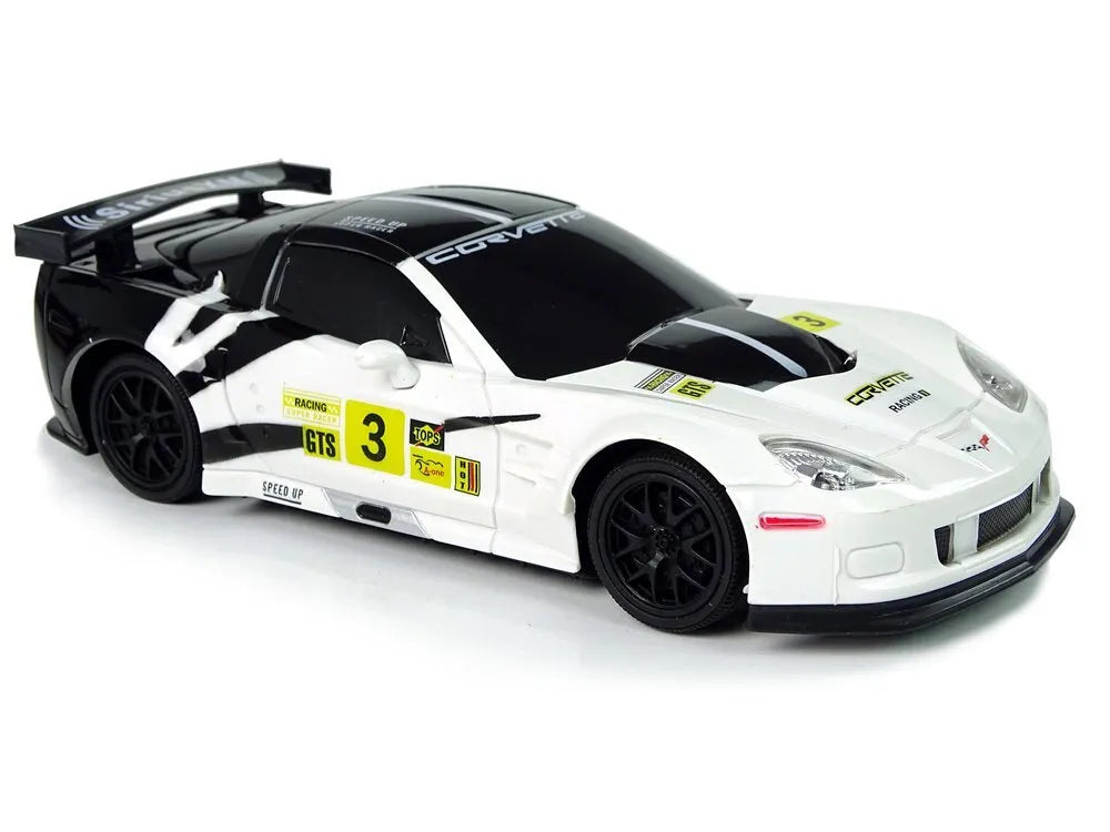 Nuotoliniu būdu valdomas sportinis automobilis Corvette C6.R