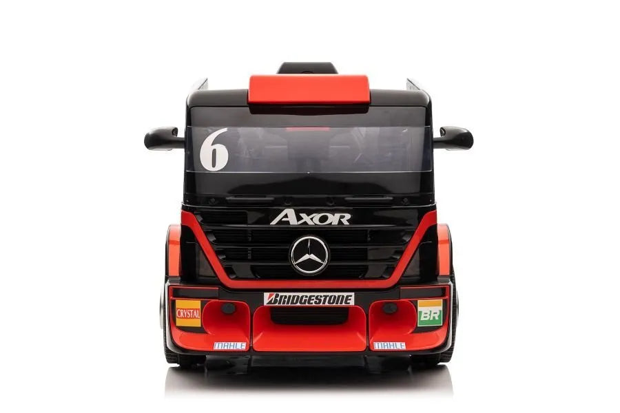 Raudonas Mercedes XMX622B su puspriekabe