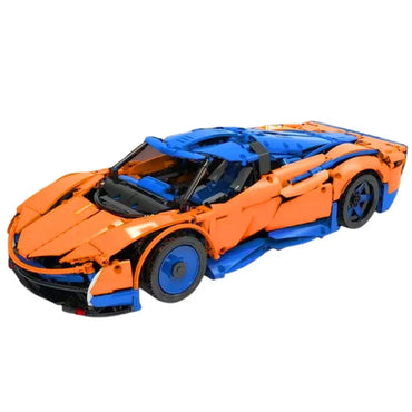 RC sportinis automobilis iš 1883 detalių