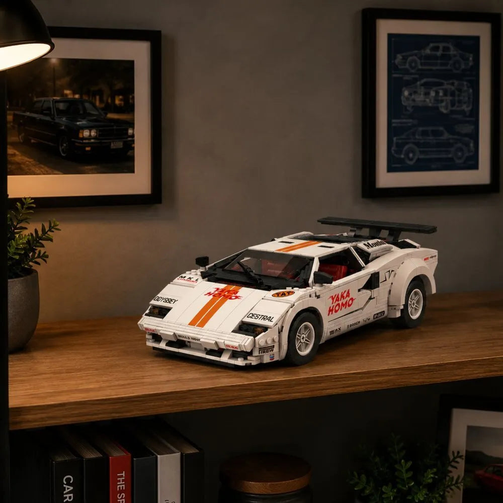 „RC White Supercar 1384“ – baltas RC sportinio automobilio konstruktorius iš 1384 detalių
