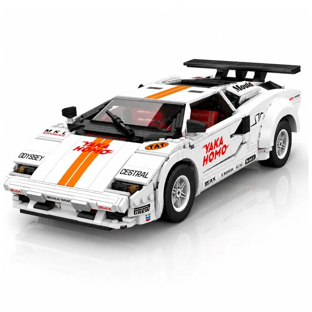 „RC White Supercar 1384“ – baltas RC sportinio automobilio konstruktorius iš 1384 detalių