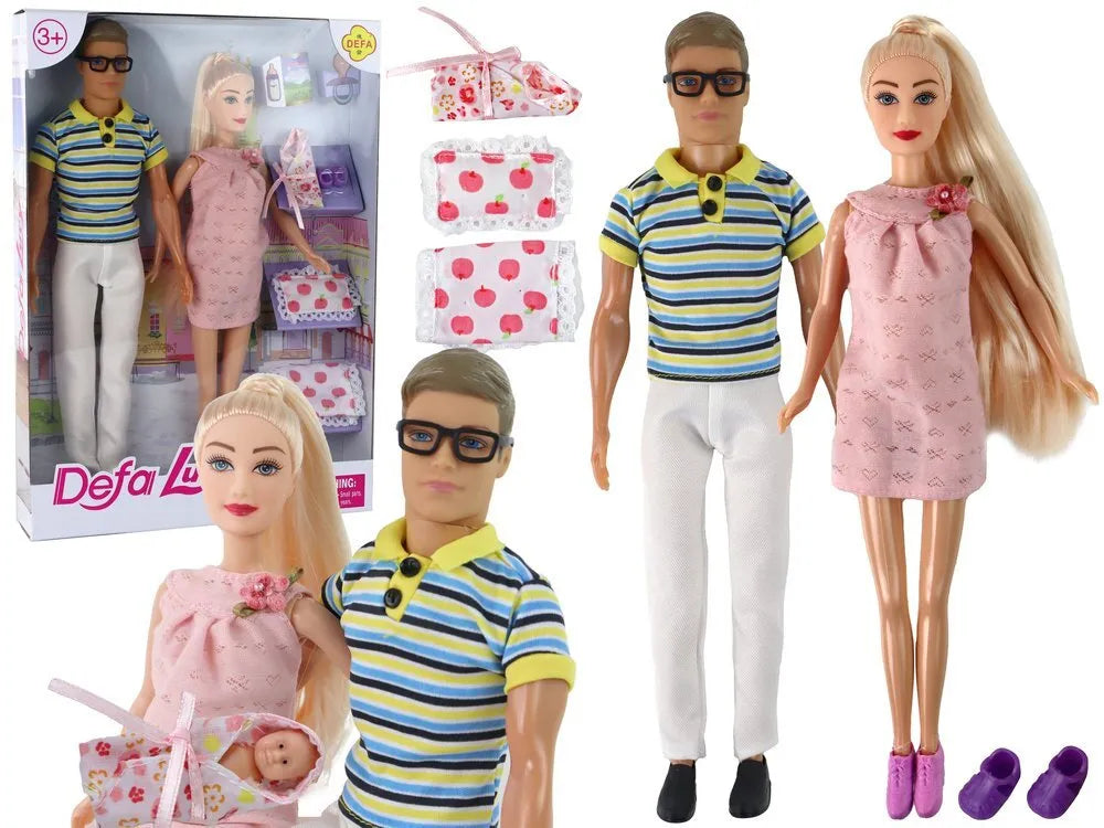 Šeimos lėlės: Lucy, Kevin ir kūdikis su priedais