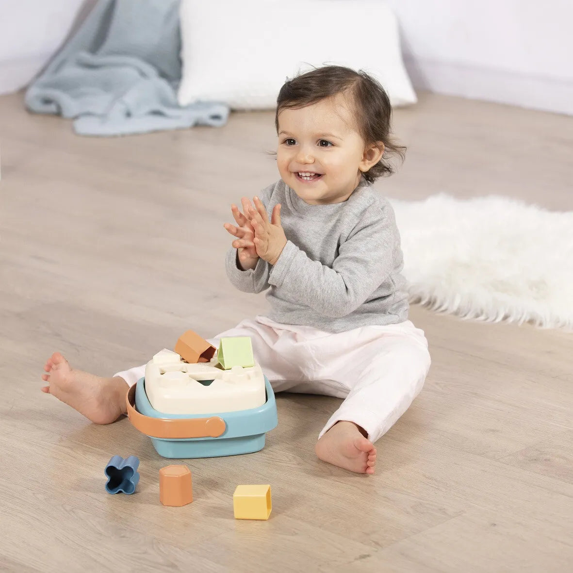 Smoby Green rūšiavimo kibirėlis – ekologiškas formelių rūšiuoklis iš cukranendrių bioplastiko