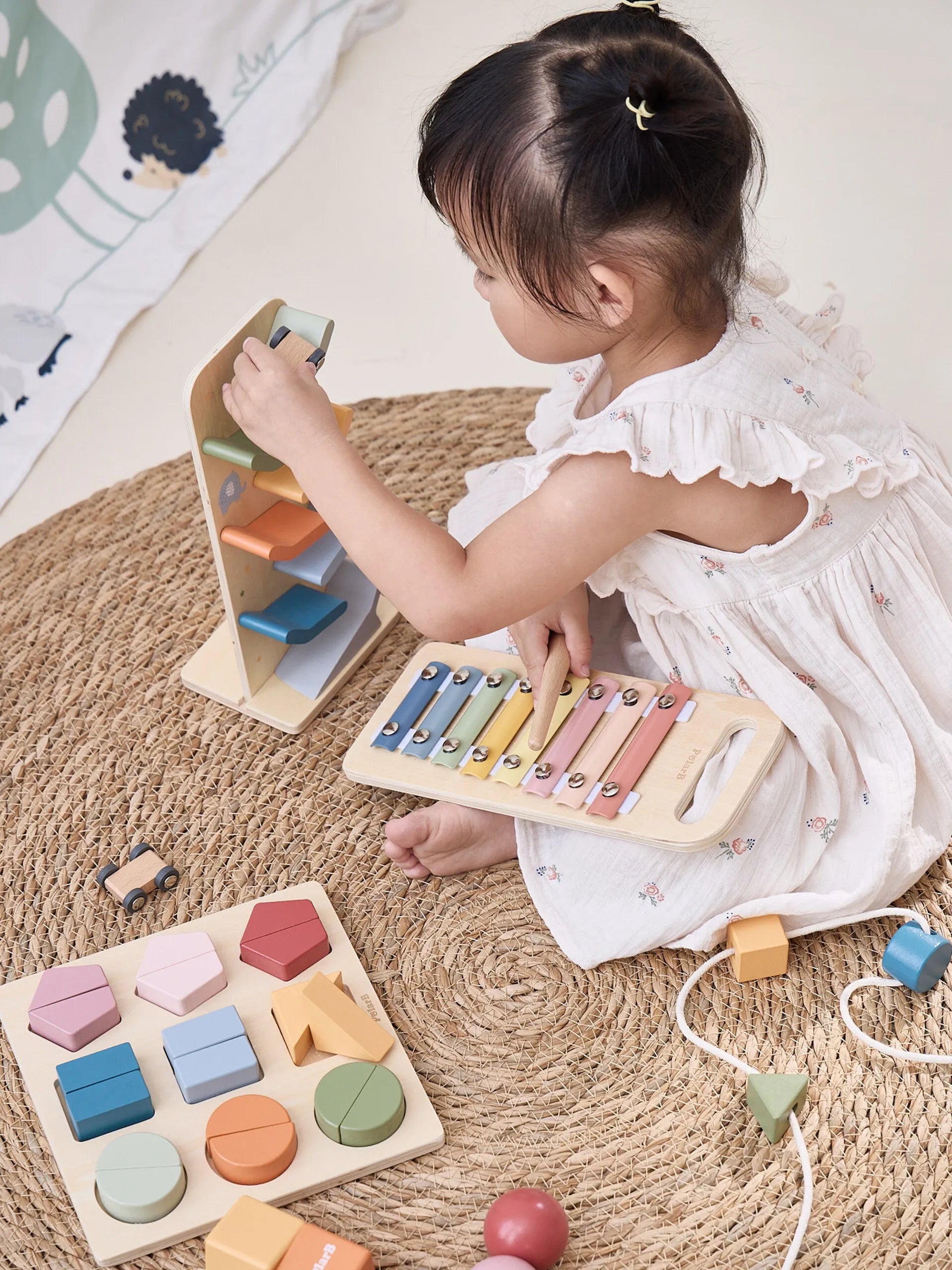 Viga Colour Crafters Box (18–24 mėn.) – spalvų, garsų ir formų atradimų rinkinys