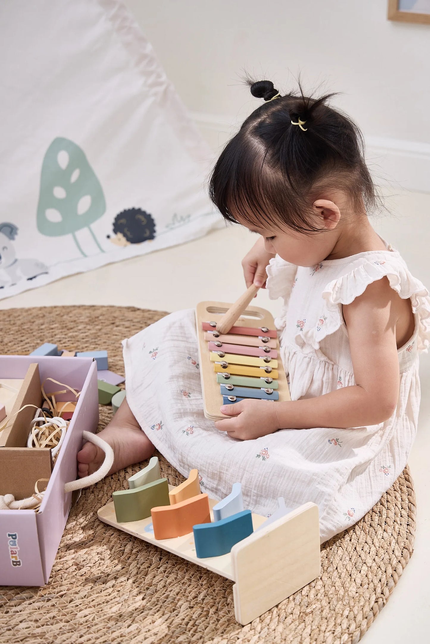 Viga Colour Crafters Box (18–24 mėn.) – spalvų, garsų ir formų atradimų rinkinys