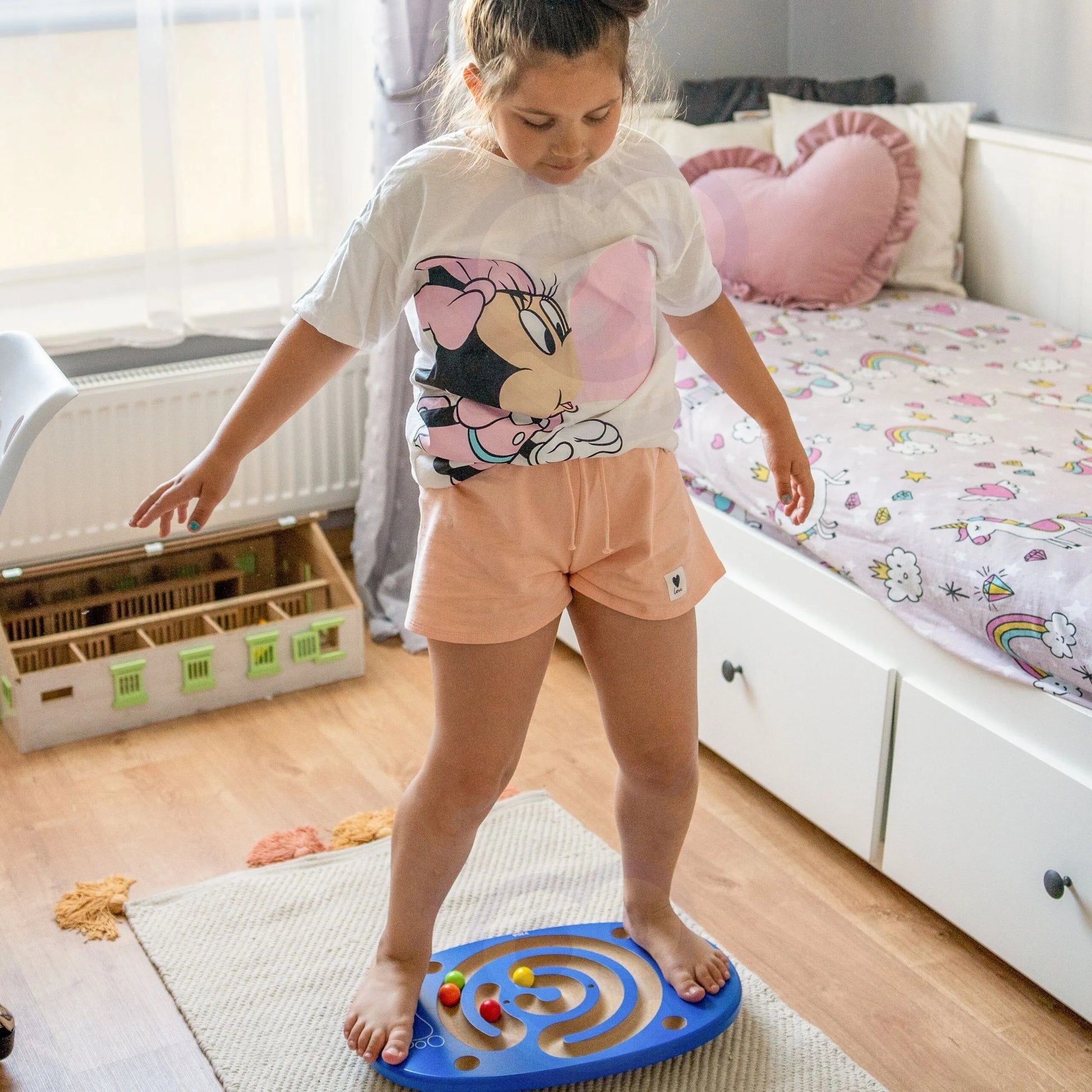 Viga medinė sensorinė balansavimo lenta su labirintu