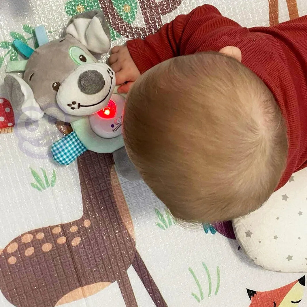 „WOOPIE BABY“ interaktyvus pliušinis žaislas kūdikiams su šviesa ir garsu – miegantis šuniukas