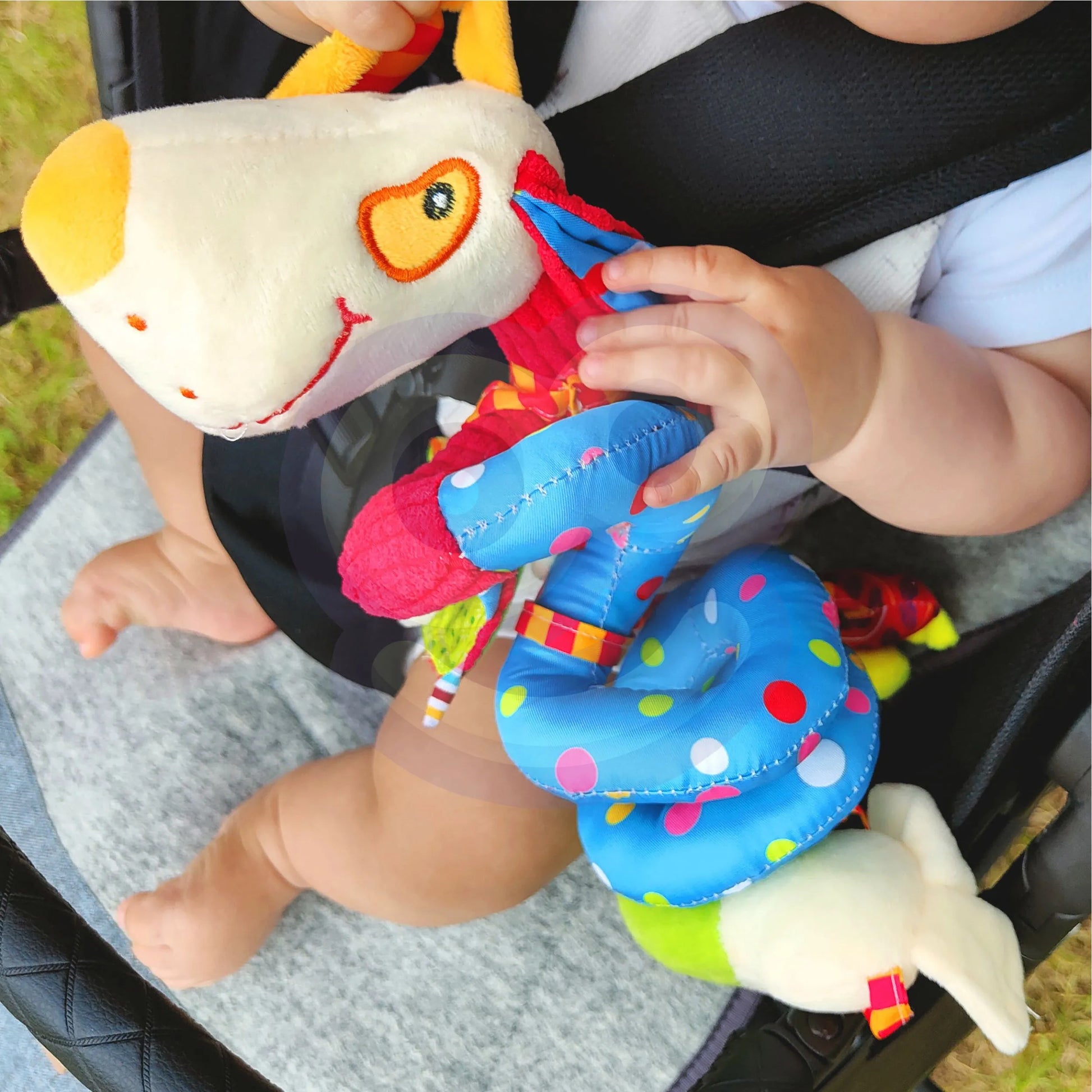 Woopie Baby pakabinama spiralė „Šuniukas“ – pirmieji jutimai, pirmi atradimai