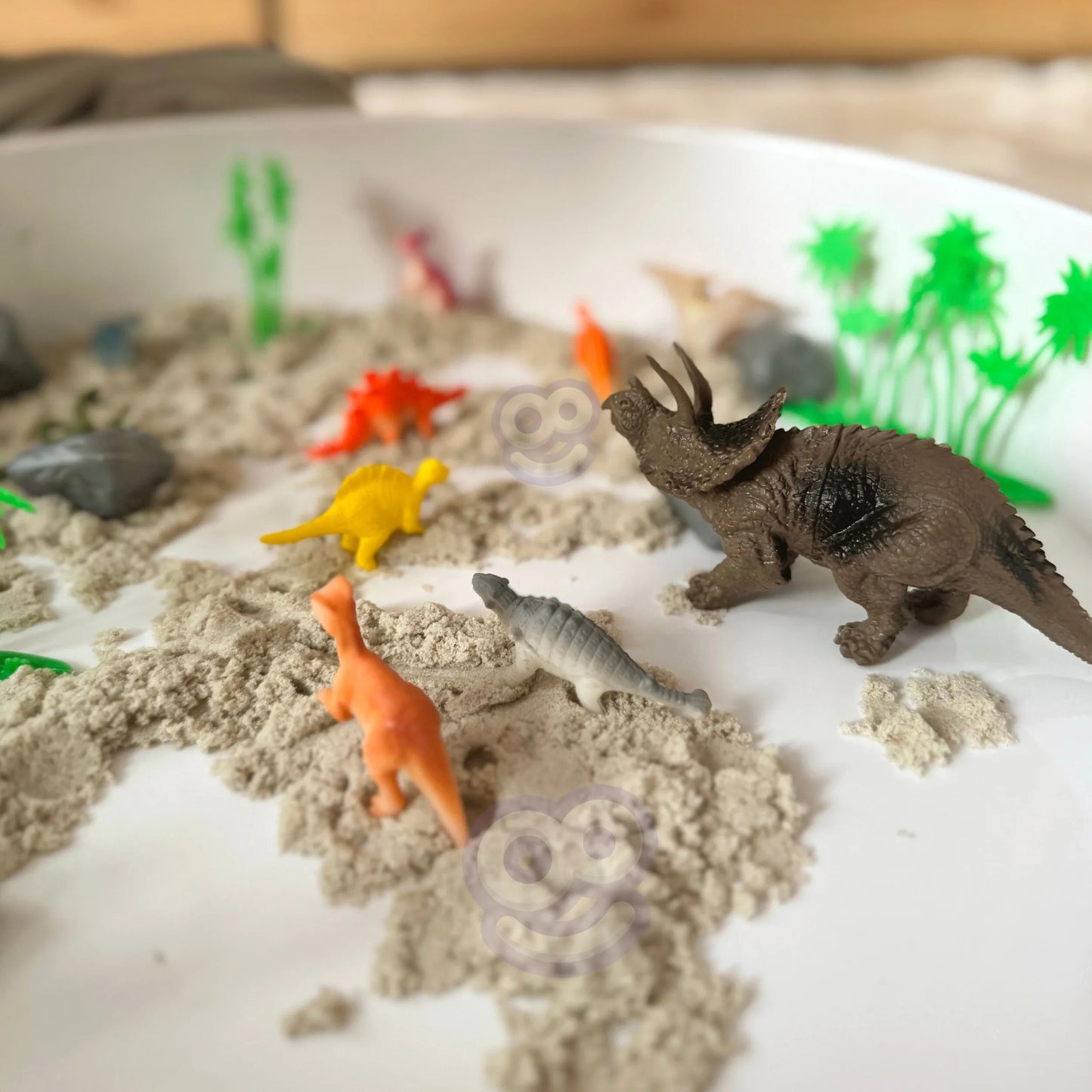 Woopie dinozaurų figūrėlių rinkinys su kraštovaizdžio elementais (40 el.)