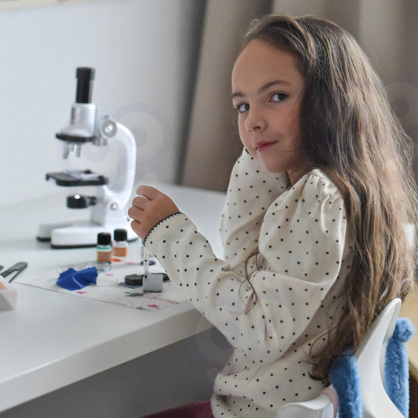 Woopie edukacinis mikroskopas su 3 didinimais ir telefono laikikliu