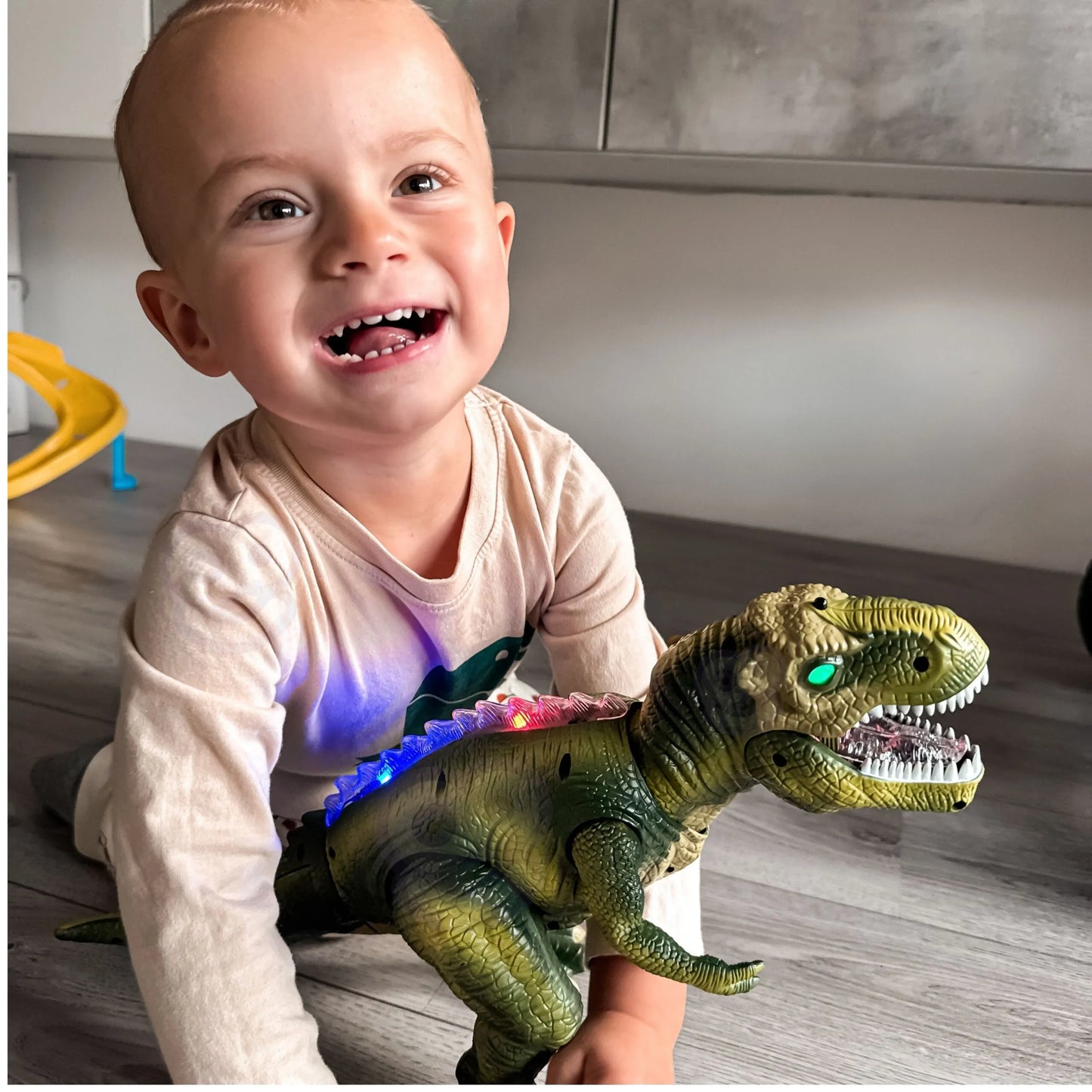 „WOOPIE“ nuotoliniu būdu valdomas dinozauras – RC robotas T-Rex