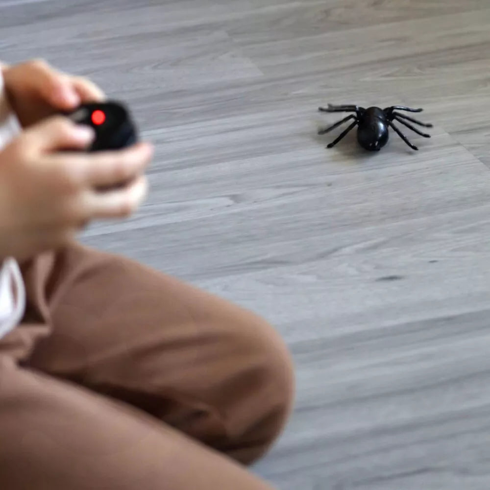 Nuotoliniu būdu valdomas voras