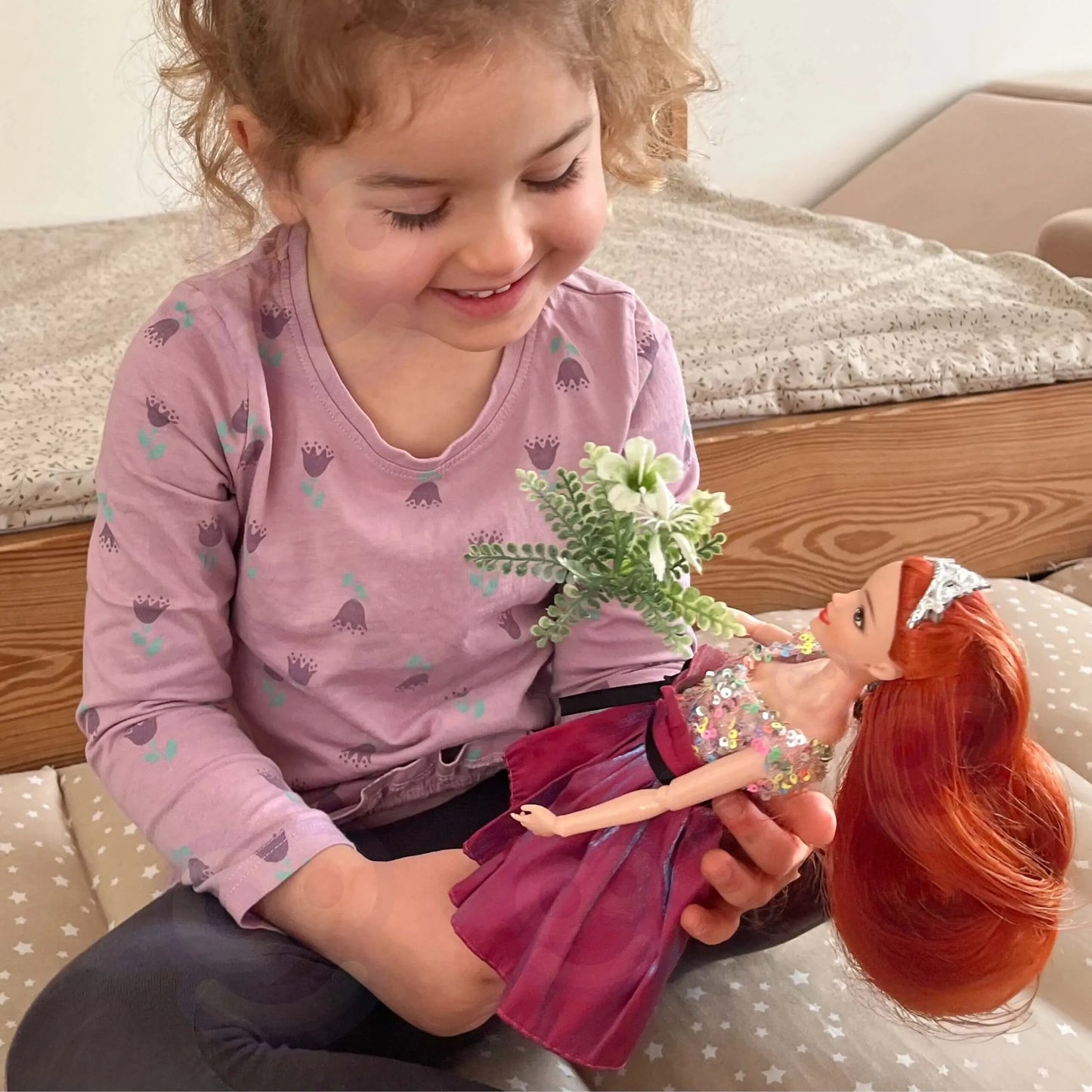 Woopie ROYAL lėlė Emi Fashion Collection – 30 cm elegantiška lėlė su aksesuarais