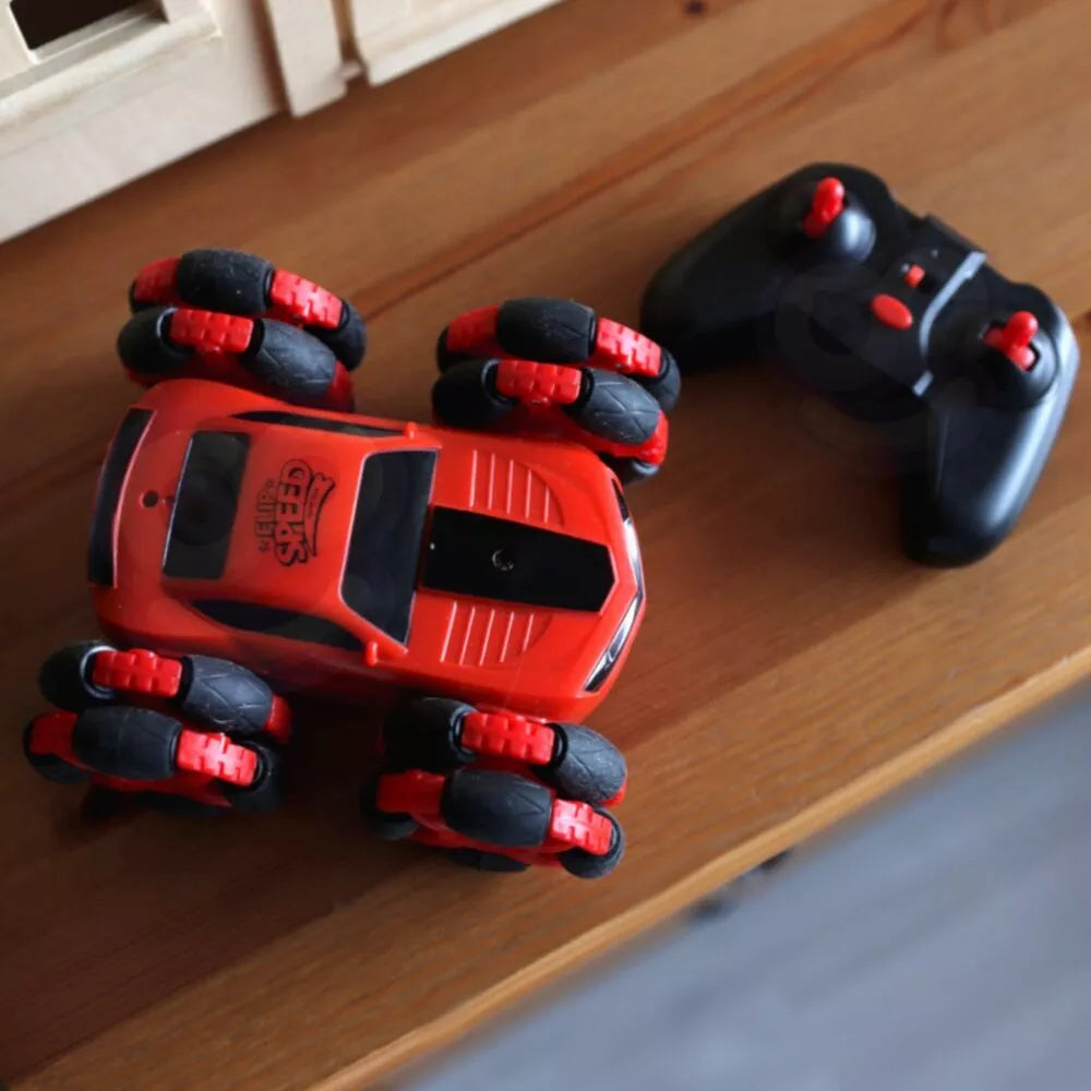 Nuotoliniu būdu valdomas automobilio RC Acrobat 360 sukimasis su 2,4 GHz nuotolinio valdymo pultu